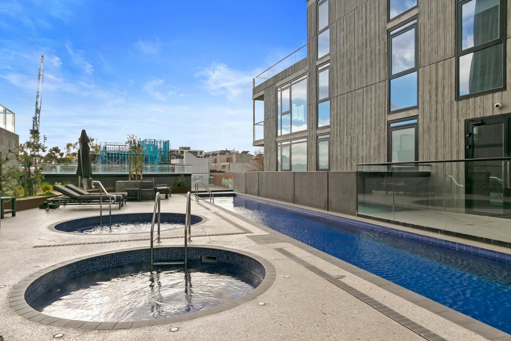Melbourne City Apartment Hotel — Photos 1